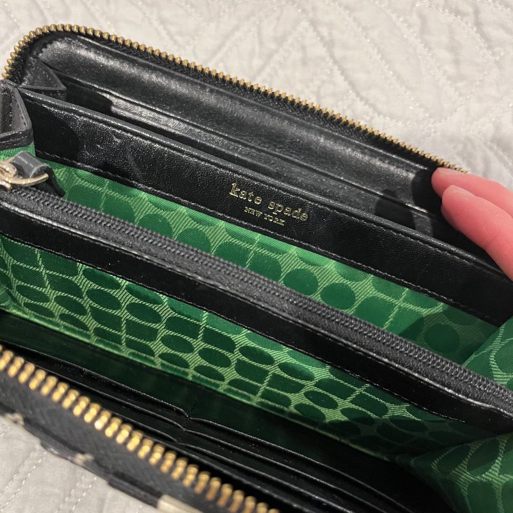 Kate Spade Wallet - Picture 2 of 4